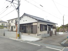 清武町加納の中古住宅です！駐車場は4台可能！